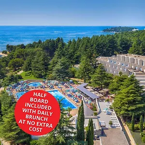Sunny By Valamar, Ex Crystal Hotel