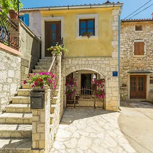 Velenik D&i Poreč